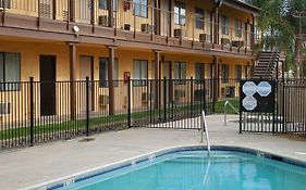 Best Economy Inn & Suites